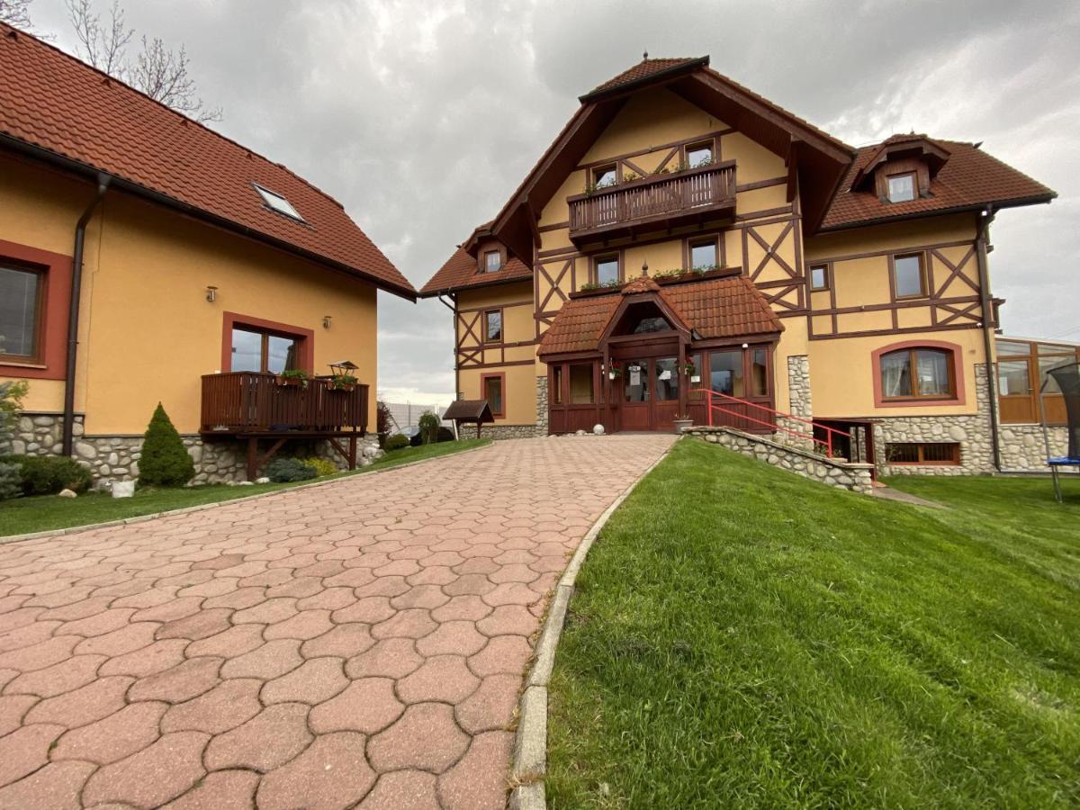 Penzion Bado Стара-Лесна Экстерьер фото